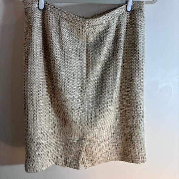 PENDLETON Sz 6 Jacket Sz 8 Skirt Suit Lined Tweed Hook Closure Shoulder Pads - Picture 6 of 15